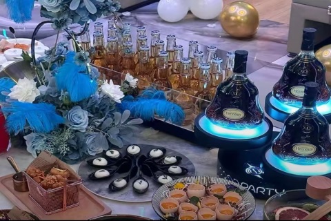 徐州夜总会招聘,徐州商务KTV,梦想舞台搭建完成等你来展现